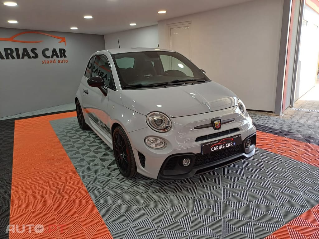 Fiat 500 Abarth 595 Competizione 70 anos