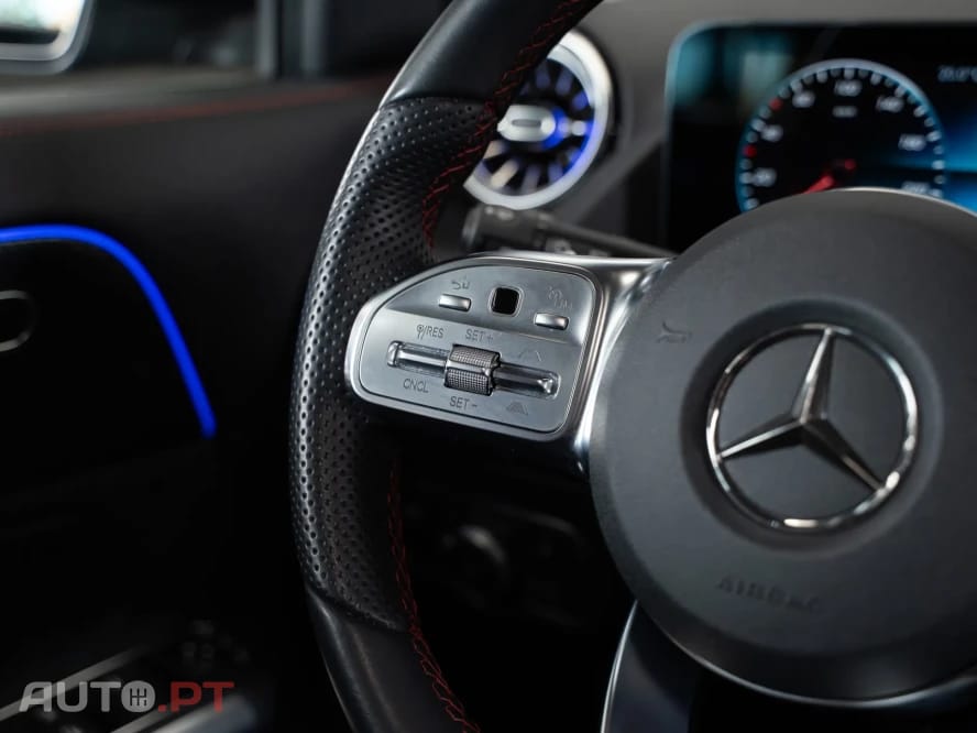 Mercedes-Benz GLA 250 e 8G-DCT AMG Line