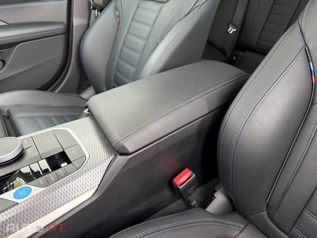 BMW i4 eDrive40 Desportiva M