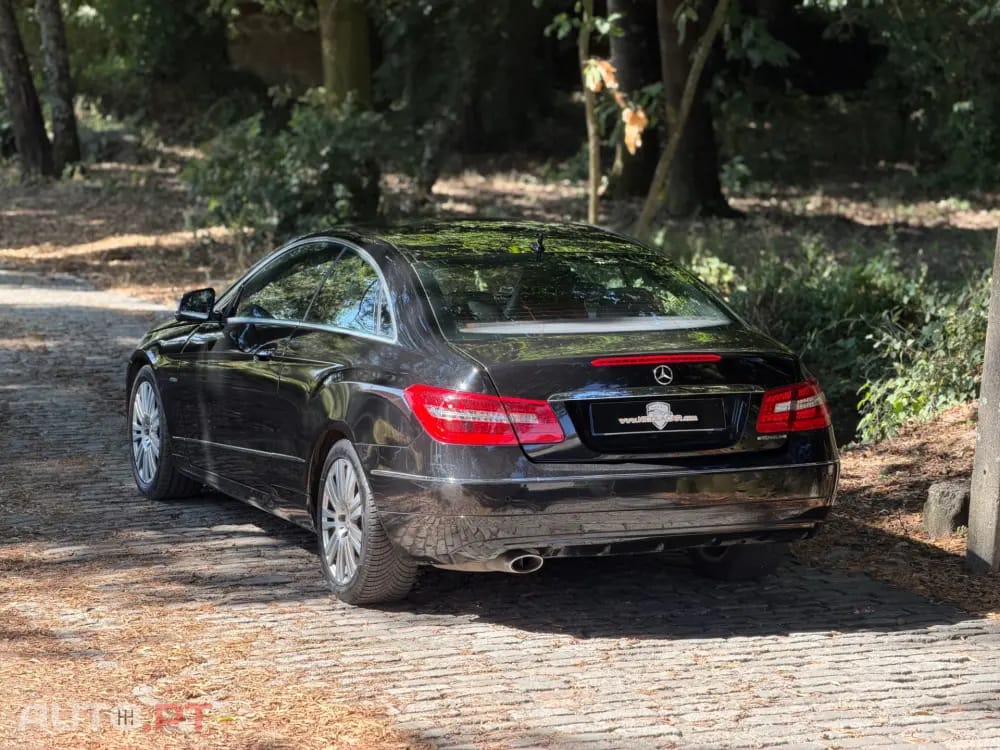 Mercedes-Benz E 220 (BlueTEC) d 9G-TRONIC