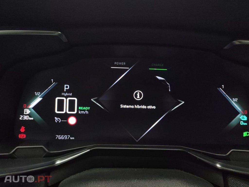DS DS7 Crossback E-Tense Performance Line EAT8