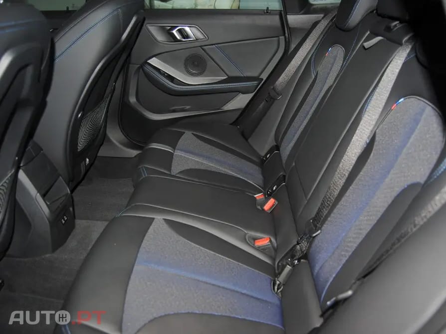 BMW 216 d Pack Desportivo M