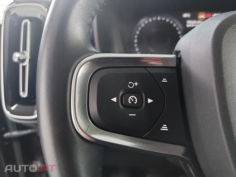 Volvo XC40 2.0 D3 Momentum