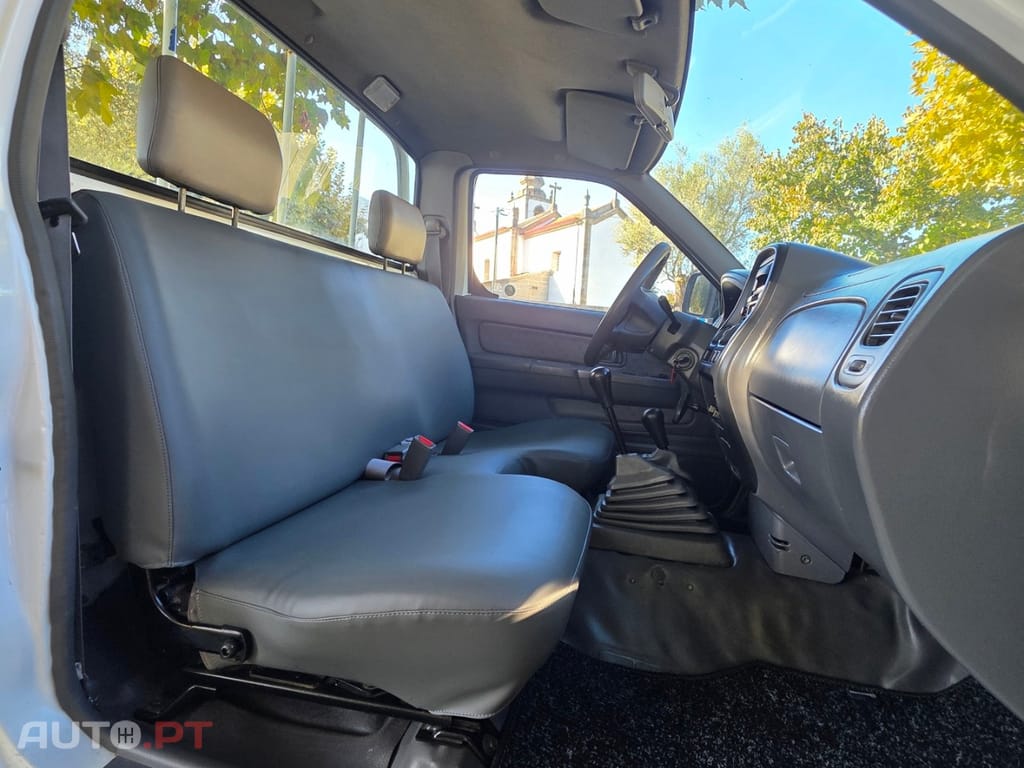 Nissan Pick Up 2.5 TD KC 4L