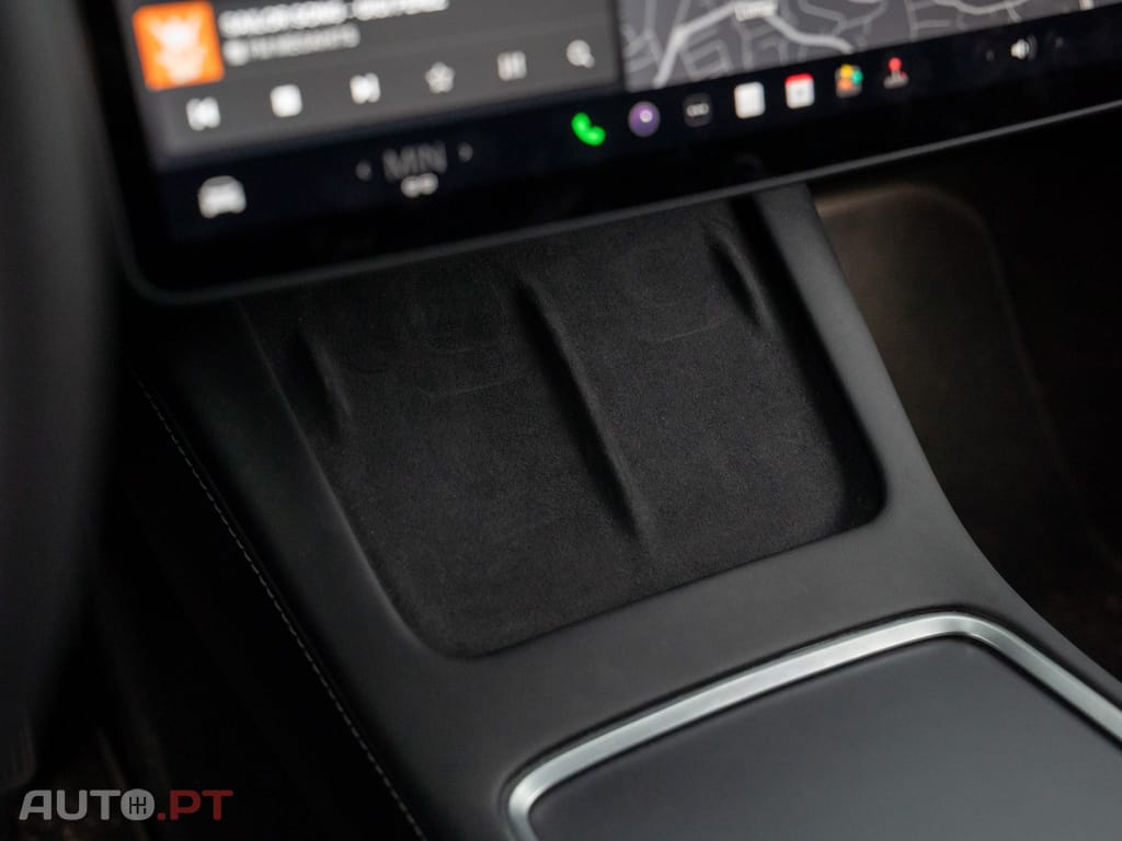 Tesla Model Y Long Range Tração Integral