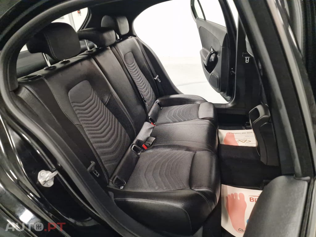 Mercedes-Benz A 180 d Style Plus Aut.