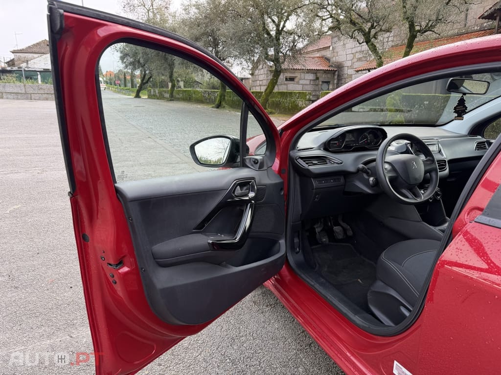 Peugeot 208 1.2 PureTech Active