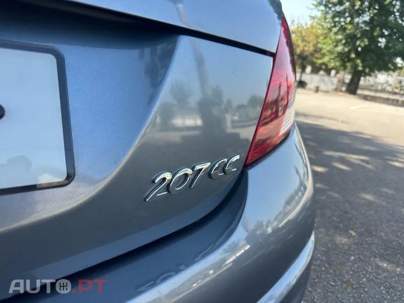 Peugeot 207 CC 1.6 VTi Active