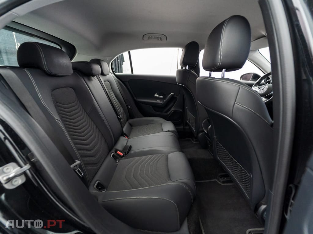 Mercedes-Benz A 250 e