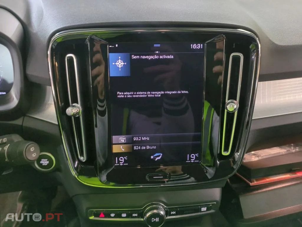Volvo XC40 1.5 T5 PHEV R-Design Expression