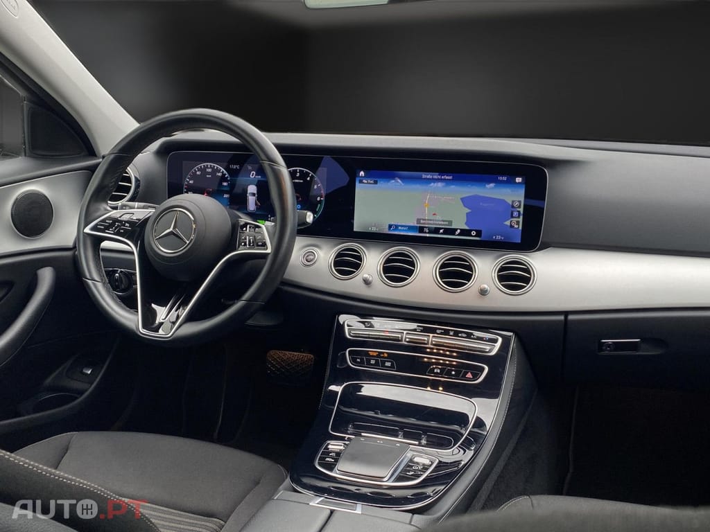 Mercedes-Benz E 300 de Avantgarde