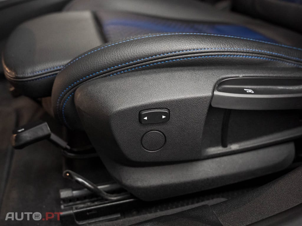 BMW 216 d Pack Desportivo M
