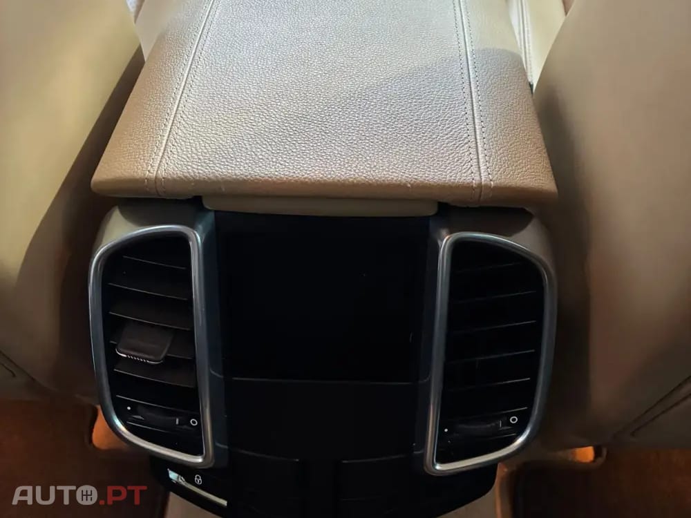 Porsche Cayenne II Platinium Edition