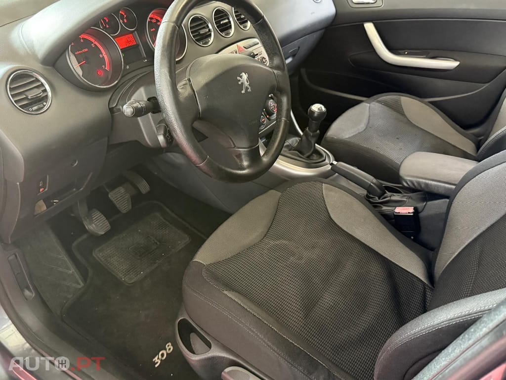 Peugeot 308 1.4 16V Executive
