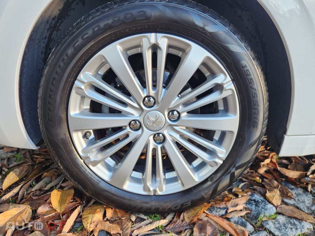 Peugeot 208 1.2 PureTech Style