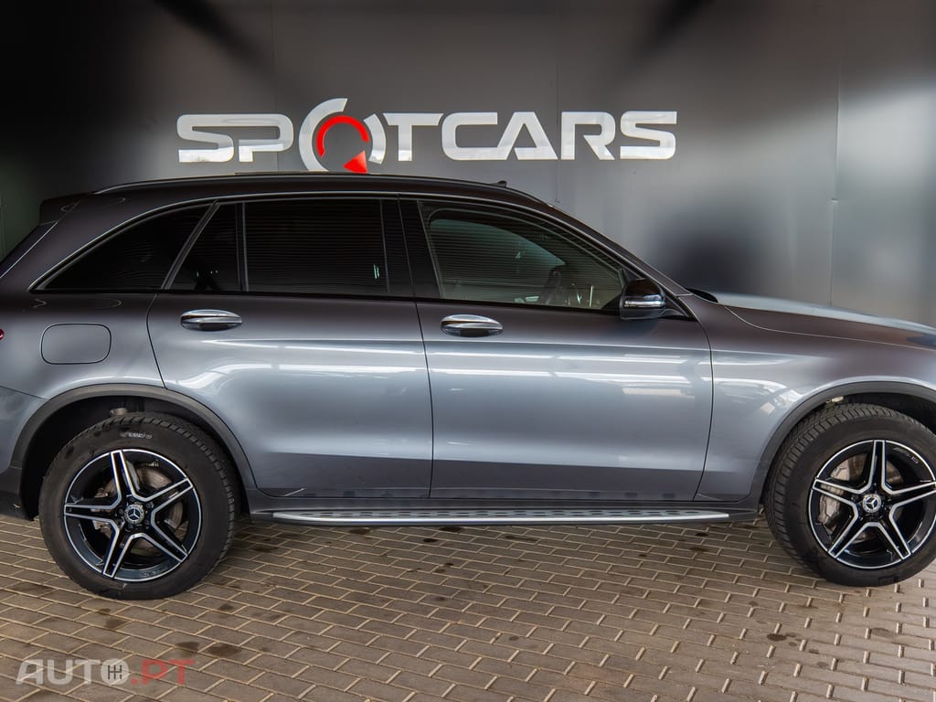 Mercedes-Benz GLC 300 de 4Matic 9G-TRONIC AMG Line