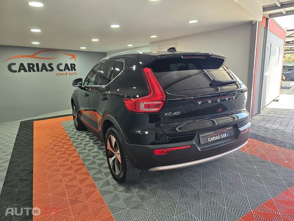 Volvo XC40 1.5 T5 PHEV Momentum Plus