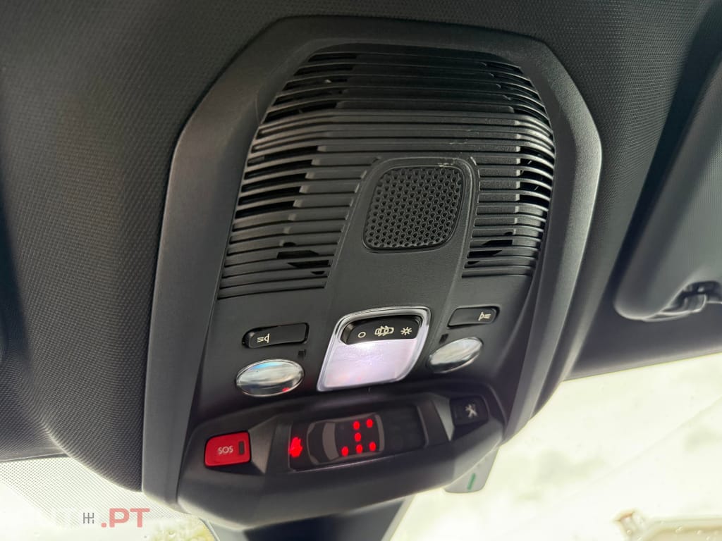 Peugeot 5008 1.5 BlueHDi Allure EAT8