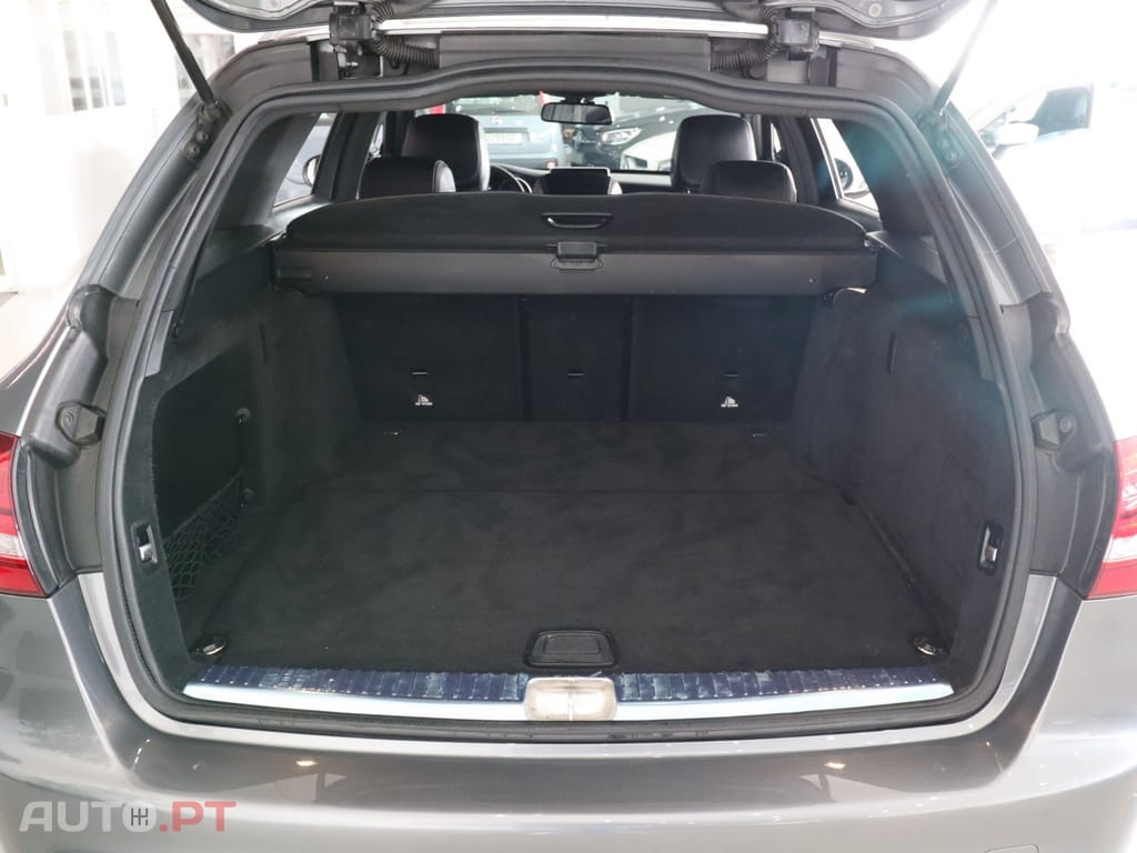 Mercedes-Benz C 220 d 4Matic Station 7G-TRONIC AMG Line