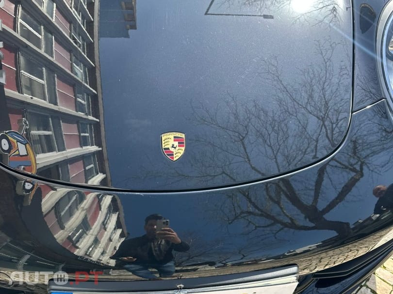 Porsche 911 Carrera 4 S PDK