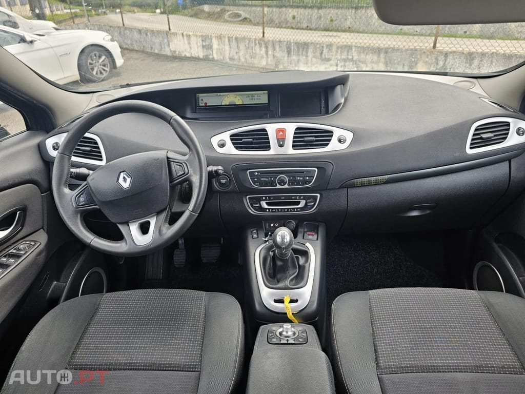 Renault Grand Scénic 1.5 dCi Dynamique S 7L