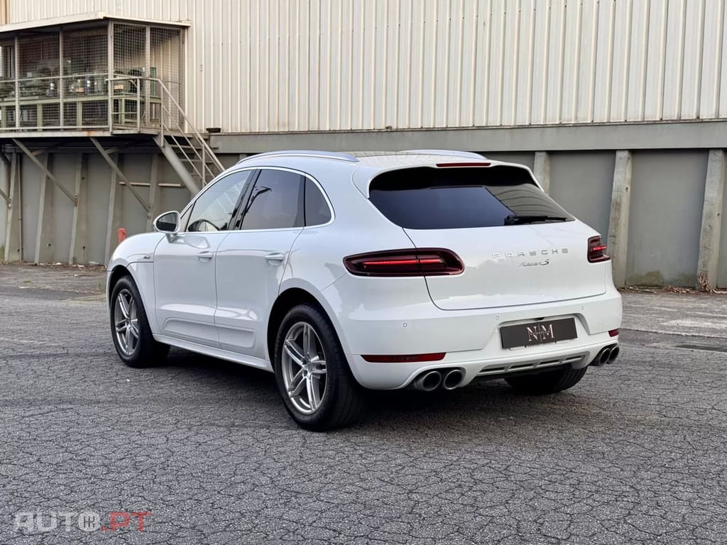 Porsche Macan S
