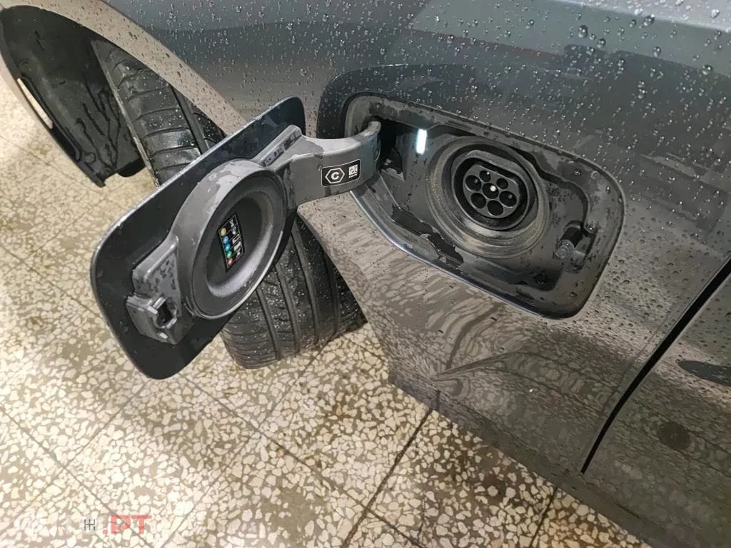 BMW 320 e Touring Corporate Edition Auto