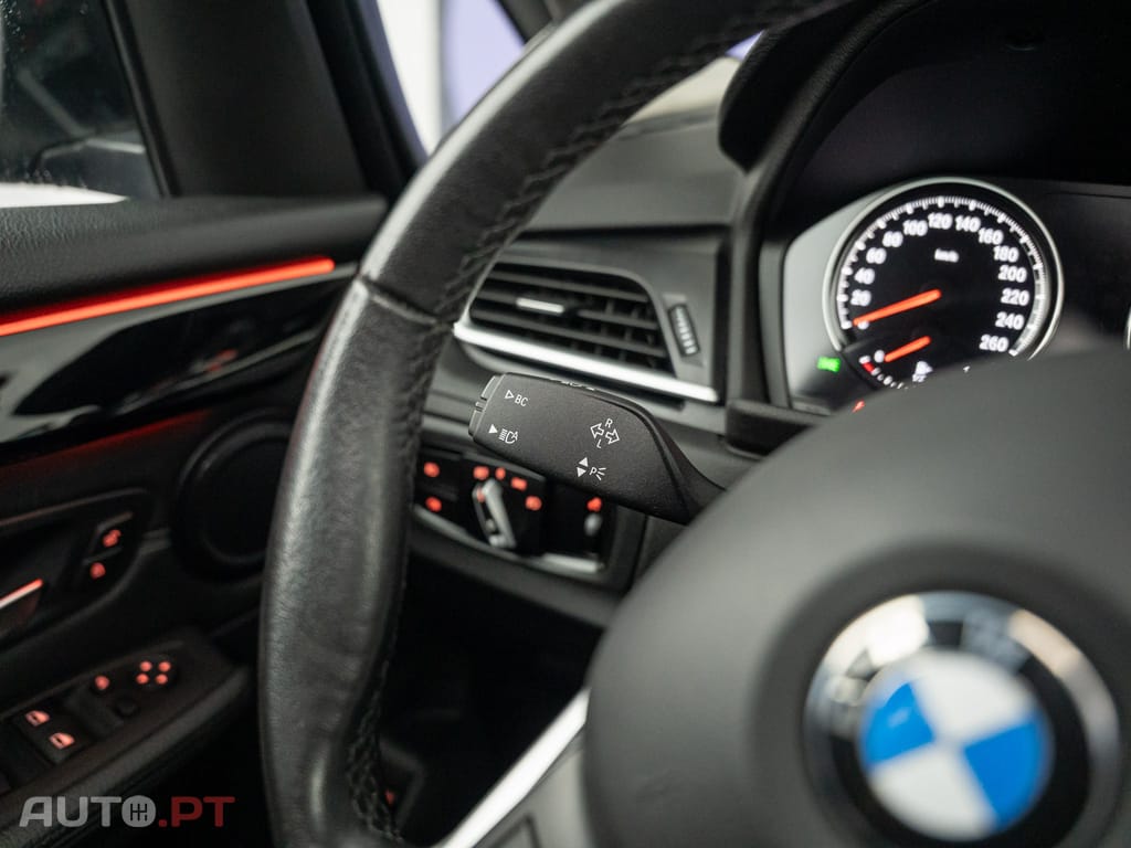 BMW 218 i 7L Line Luxury Auto