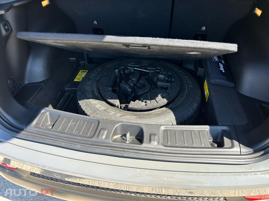 Jeep Compass 4xE 1.3 TG UPLAND