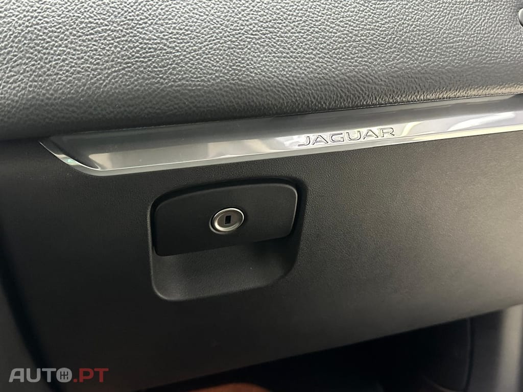 Jaguar F-Pace 2.0 i4D R-Sport AWD Aut.