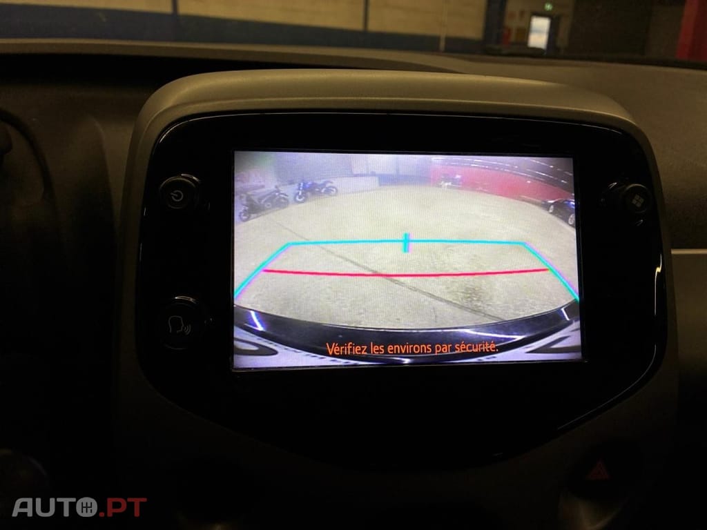 Toyota Aygo 1.0 VVT-i x-Play