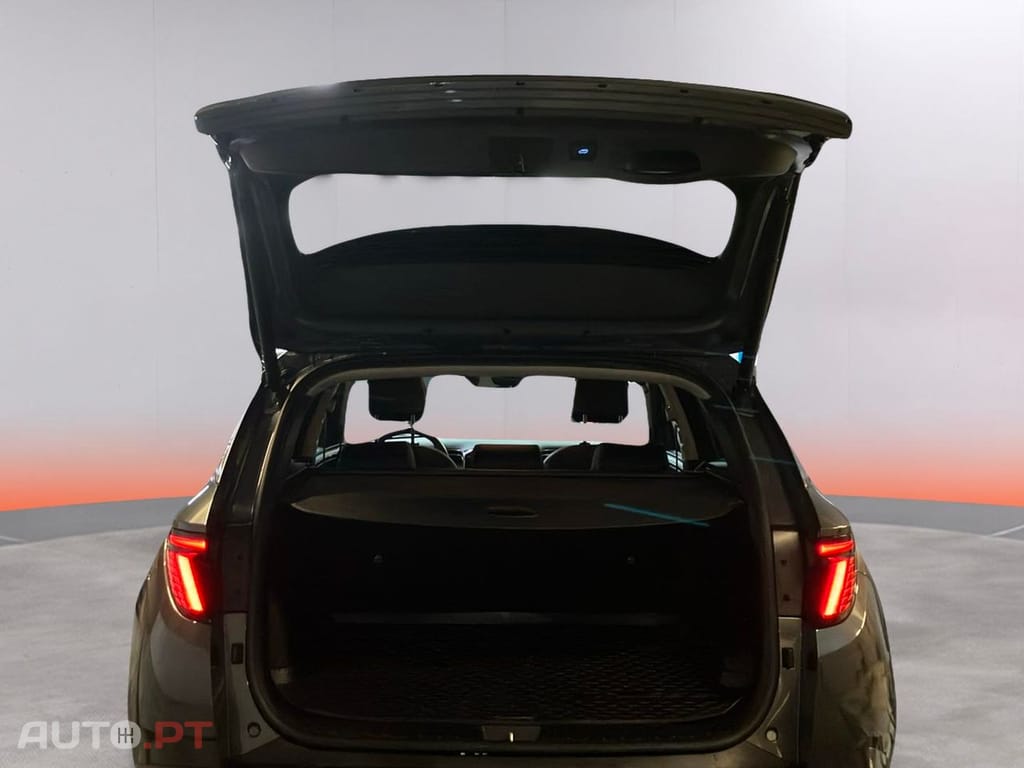 Hyundai Tucson 1.6 T-GDI HEV Vanguard