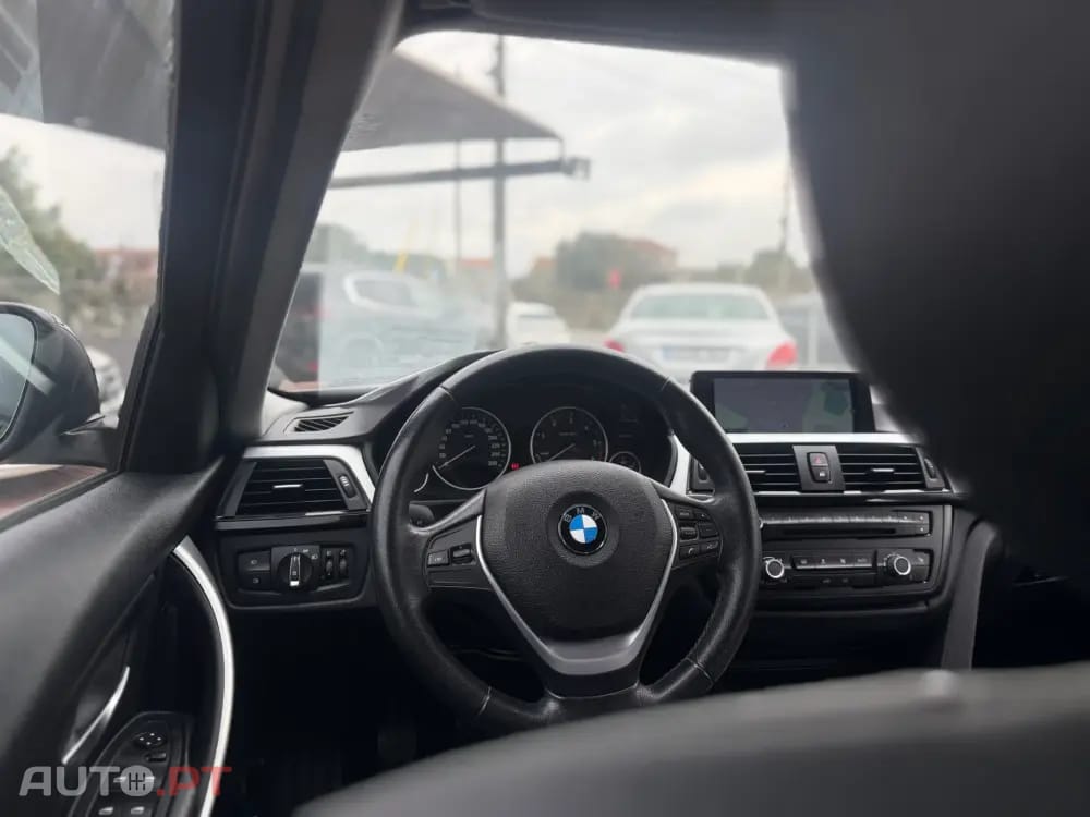 BMW 318 Touring Efficient Dynamics