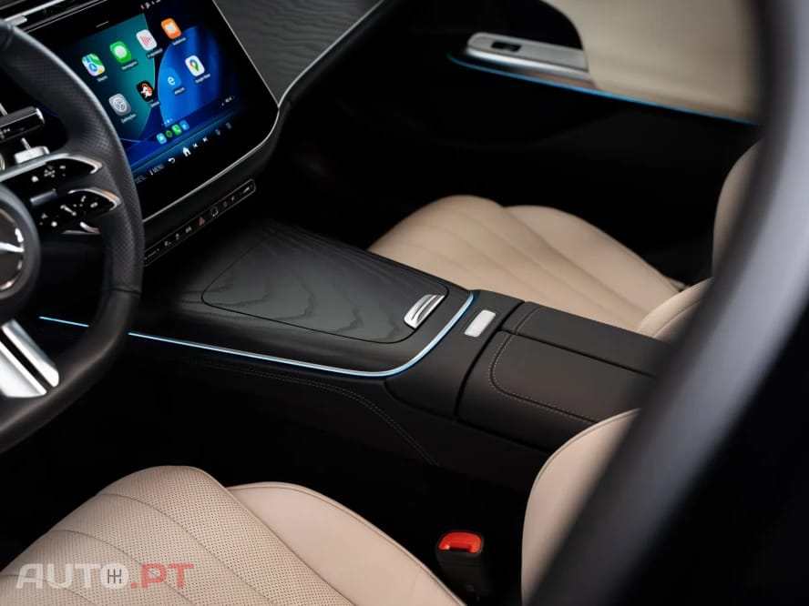 Mercedes-Benz E 300 9G-TRONIC AMG Line