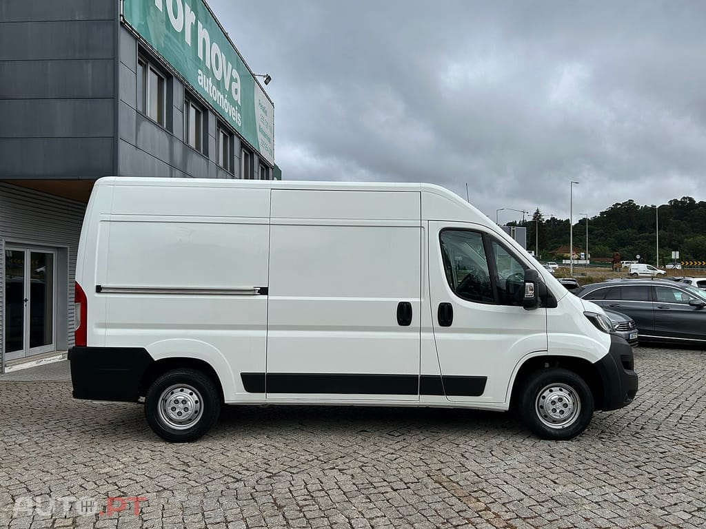 Peugeot Boxer 2.2 BlueHDi 333 L2 CD