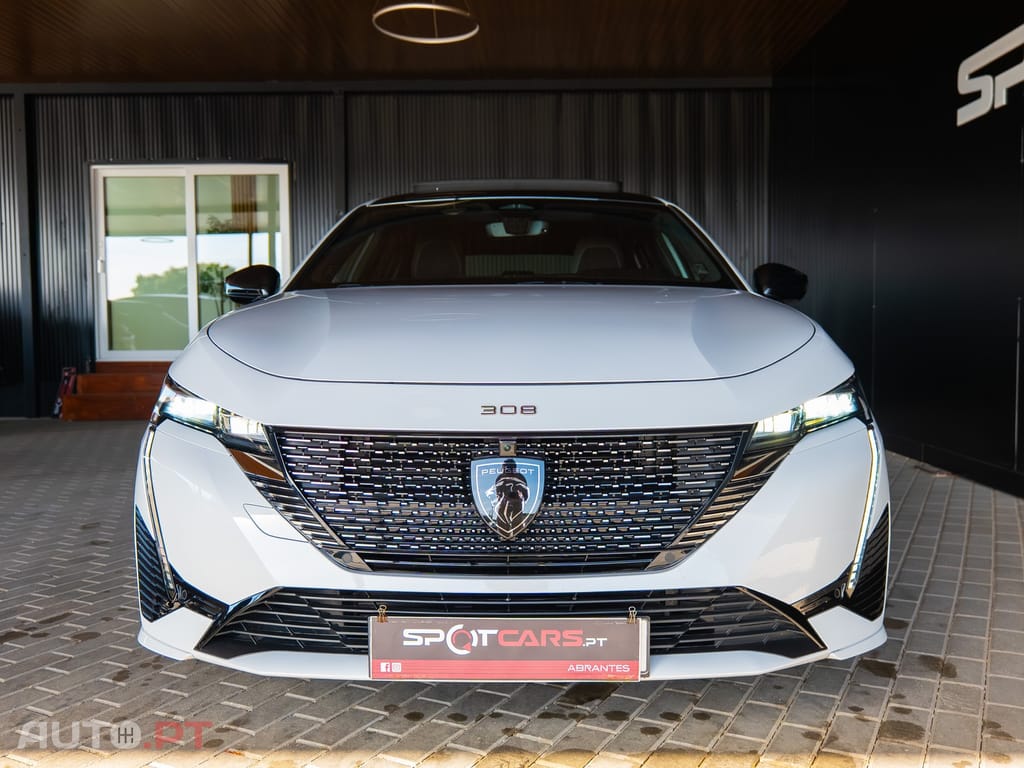 Peugeot 308 PureTech 130 EAT8 GT