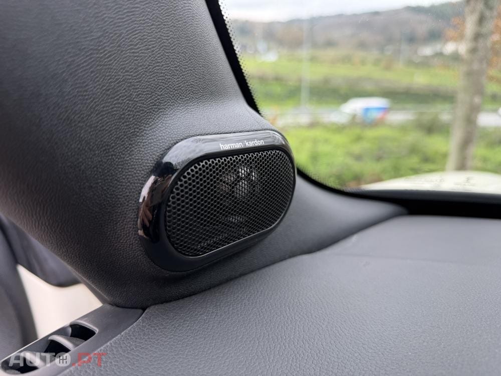 MINI Cabrio John Cooper Works Premium P. JCW Plus