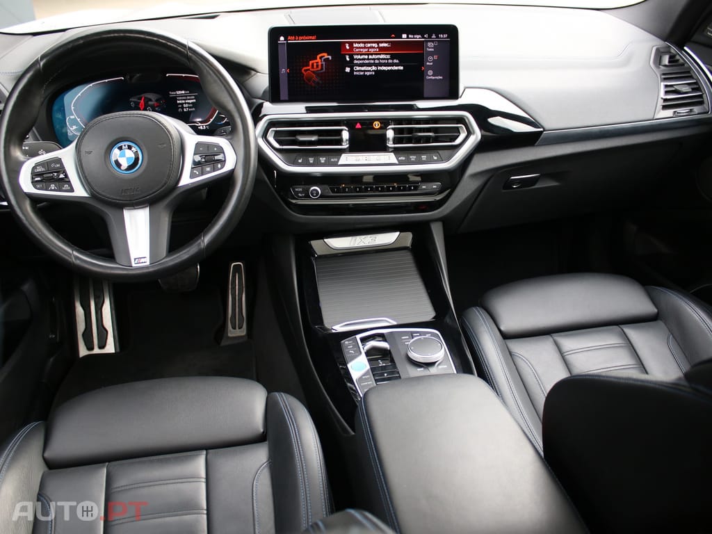 BMW iX3 M Sport Impressive