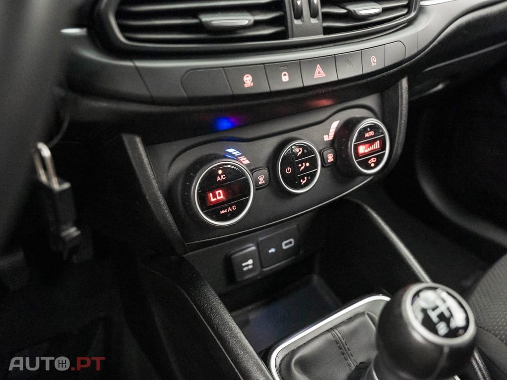 Fiat Tipo 1.3 M-Jet Lounge