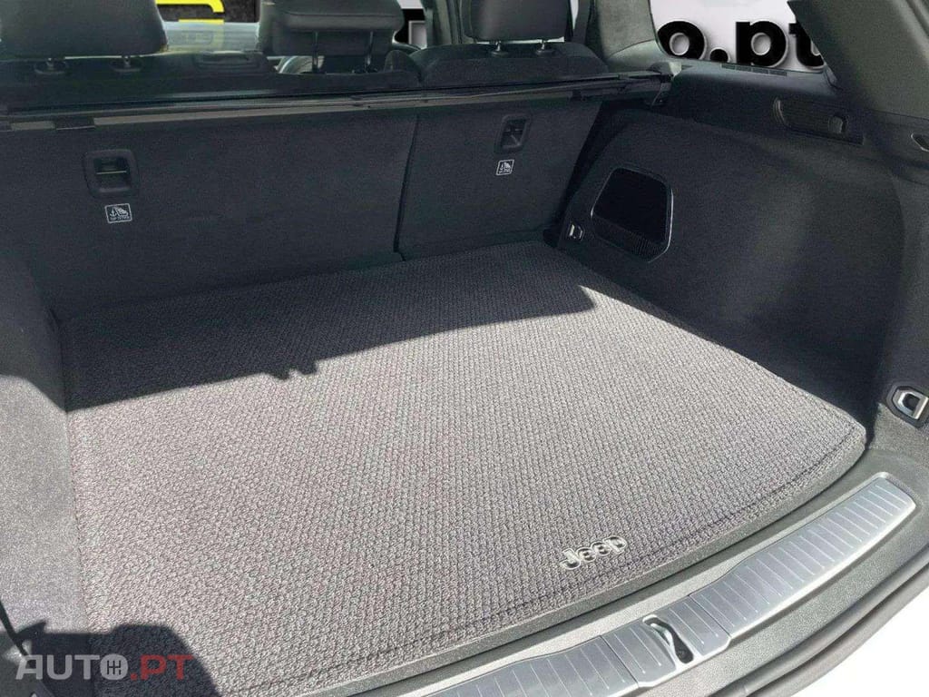 Jeep Grand Cherokee I.V.A DEDUTÍVEL  Plug-In-Hybrid 4Xe
