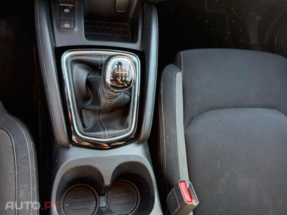 Nissan Qashqai 1.2 DIG-T N-Connecta 18