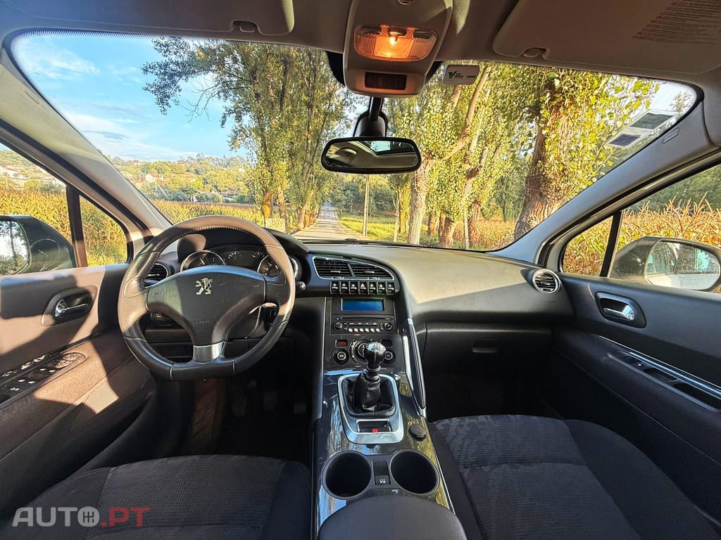 Peugeot 3008 1.6 HDi Executive