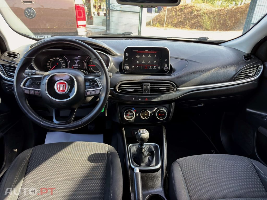 Fiat Tipo 1.6 M-Jet Lounge JLL17