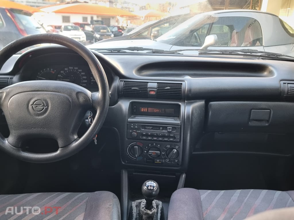 Opel Astra Caravan 1.4i 16V