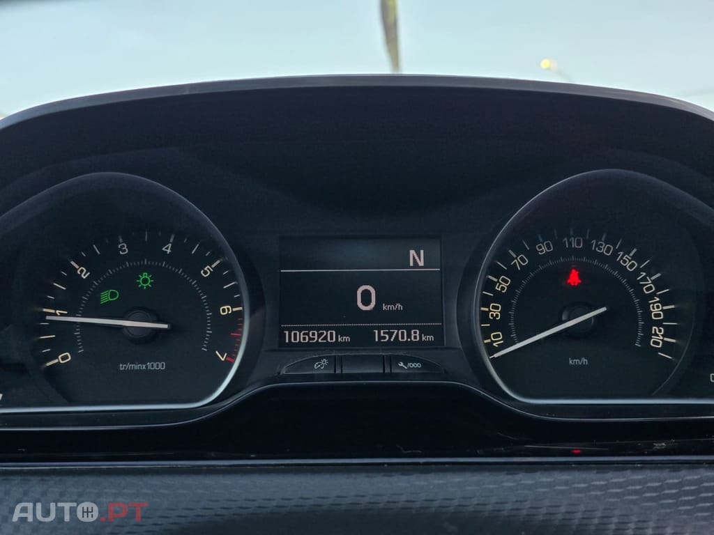 Peugeot 208 1.2 PureTech GT Line EAT6