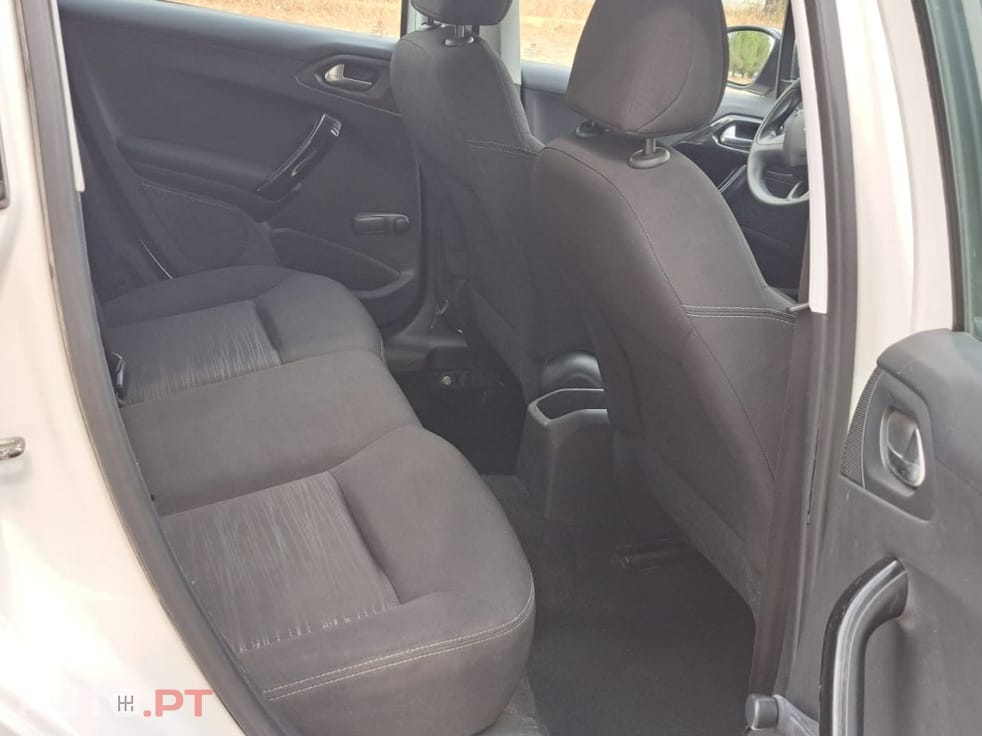 Peugeot 208 1.2