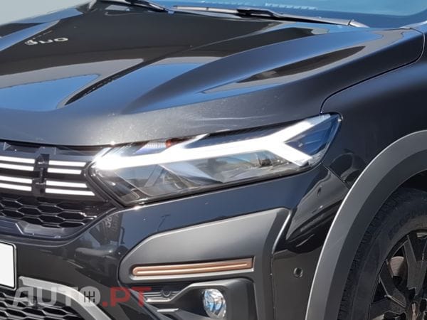Dacia Jogger ECO-G 100 Bi-Fuel Extreme+ 7 lugares