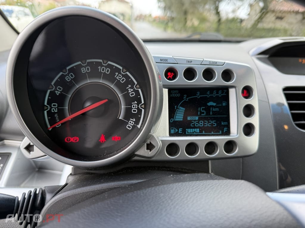 Chevrolet Spark 1.2 LT