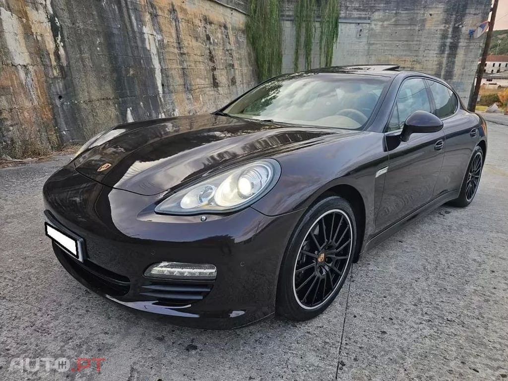Porsche Panamera Platinum Edition