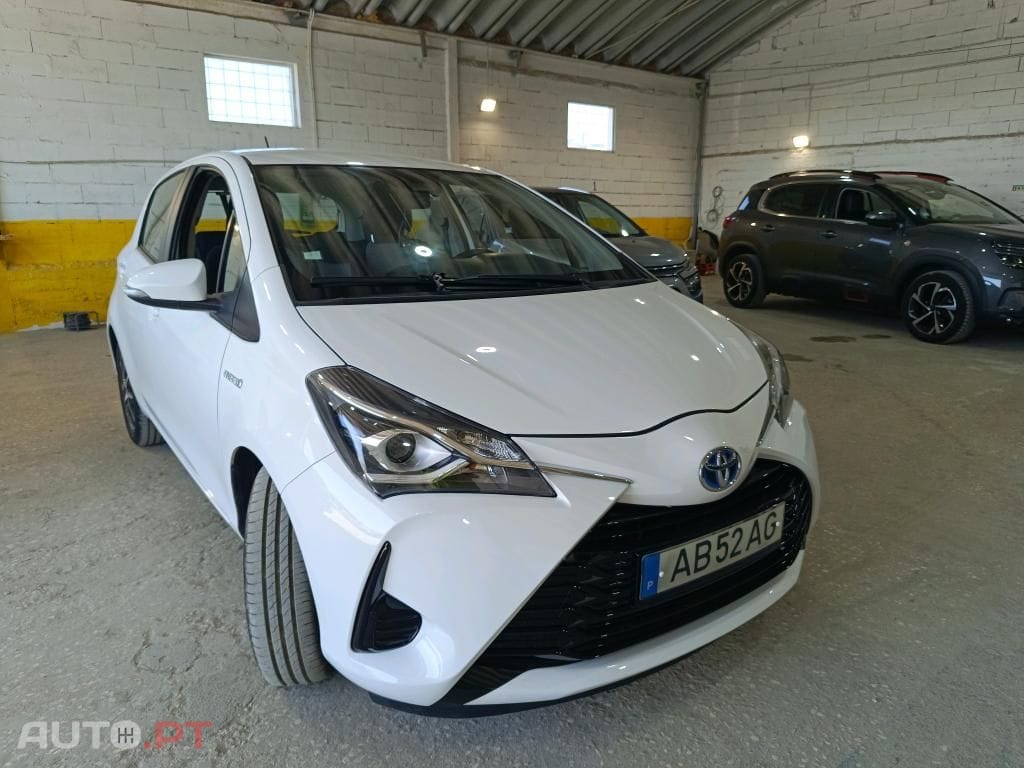 Toyota Yaris 1.5 HSD Comfort